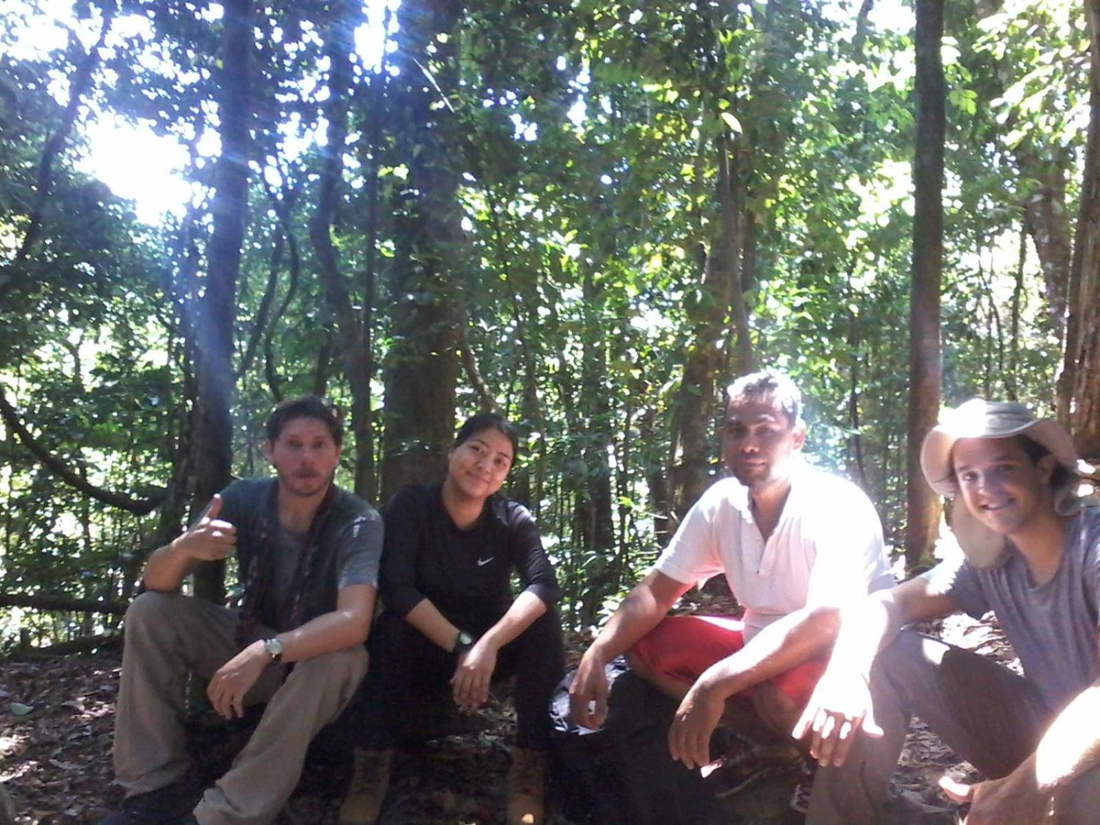 Orangutantreksumatra & Lovely Jungle Lodge Only Book If You Are Treking With Us Bukit Lawang Habitación foto