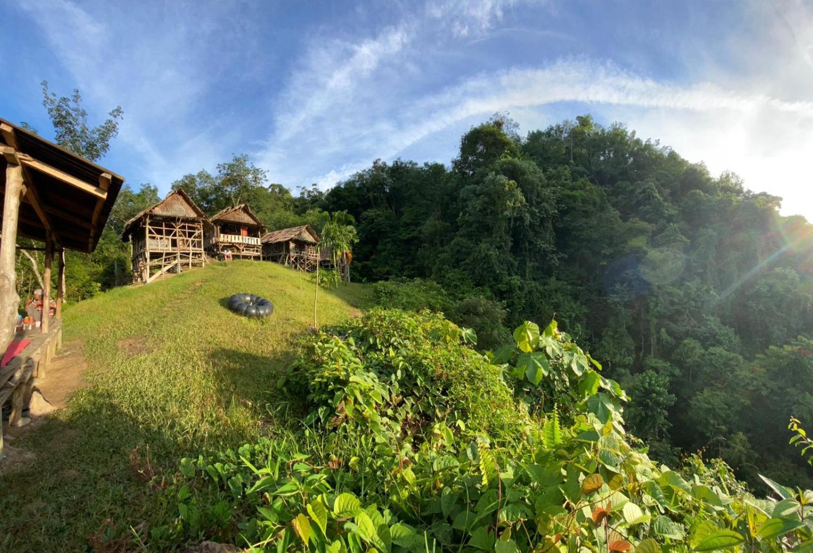 Orangutantreksumatra & Lovely Jungle Lodge Only Book If You Are Treking With Us Bukit Lawang Exterior foto
